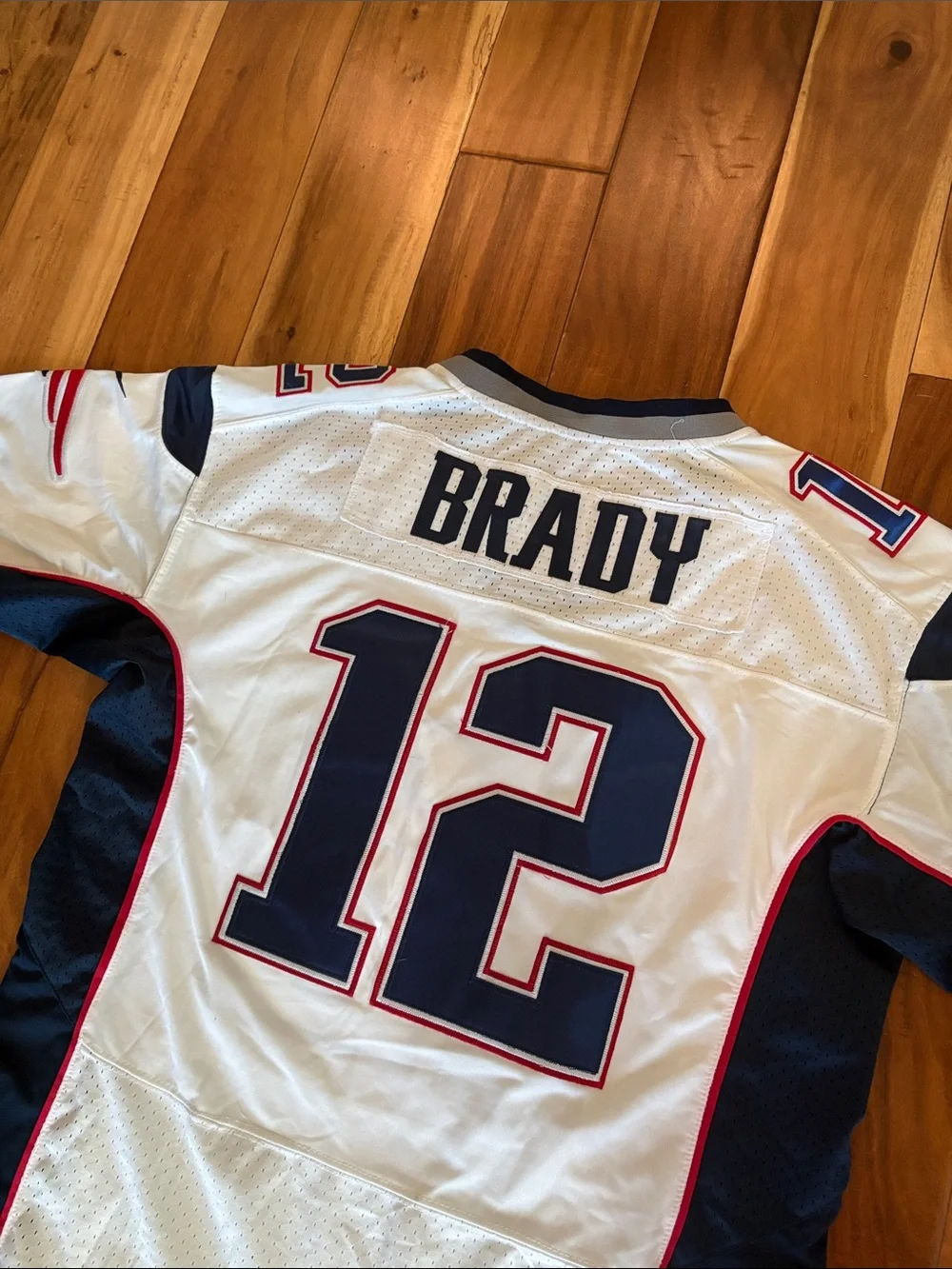 Nike New England Patriots Tom Brady #12 NFL On Field Jersey Men Size 40 Medium